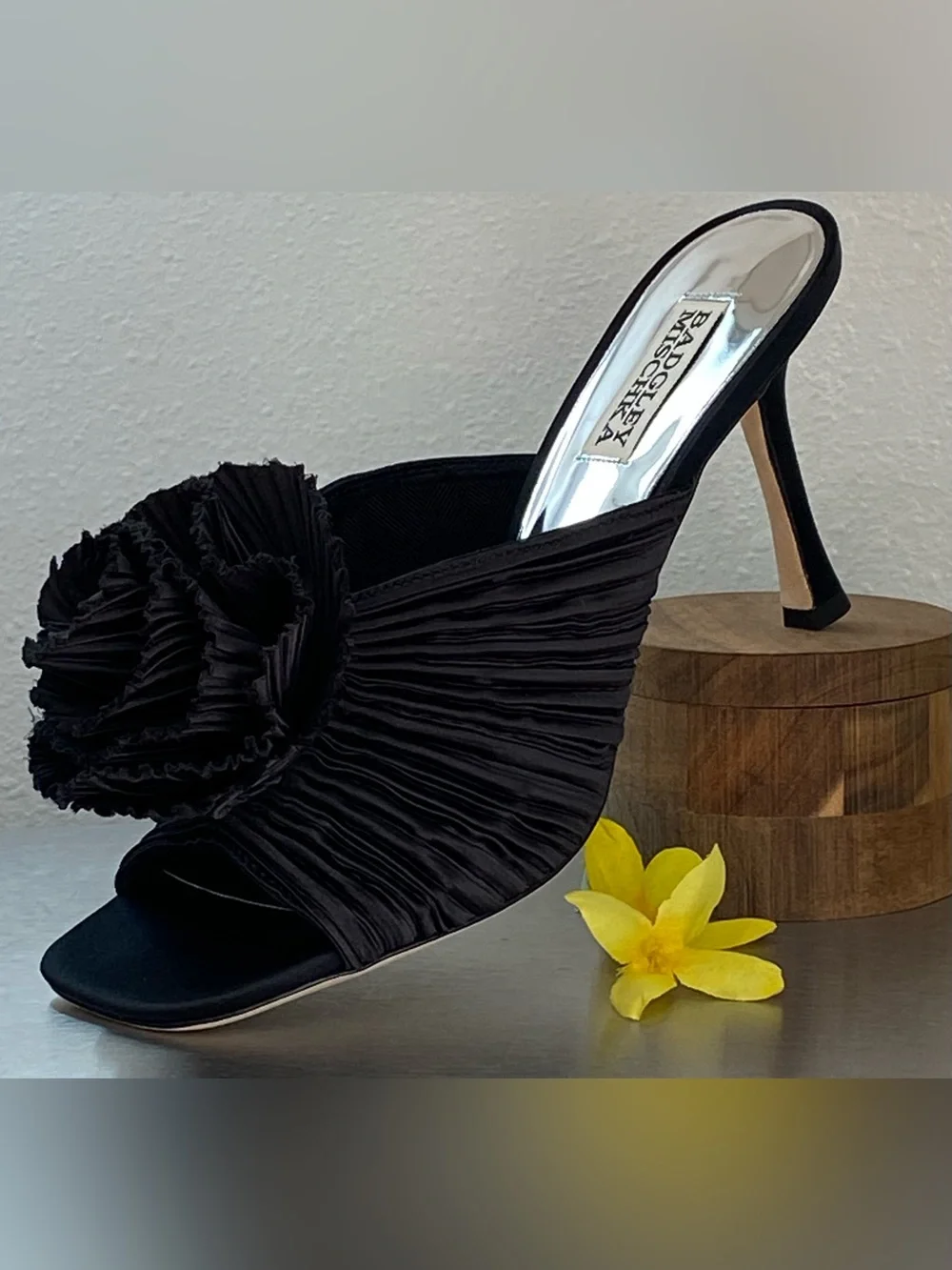 Badgley Mischka new chic